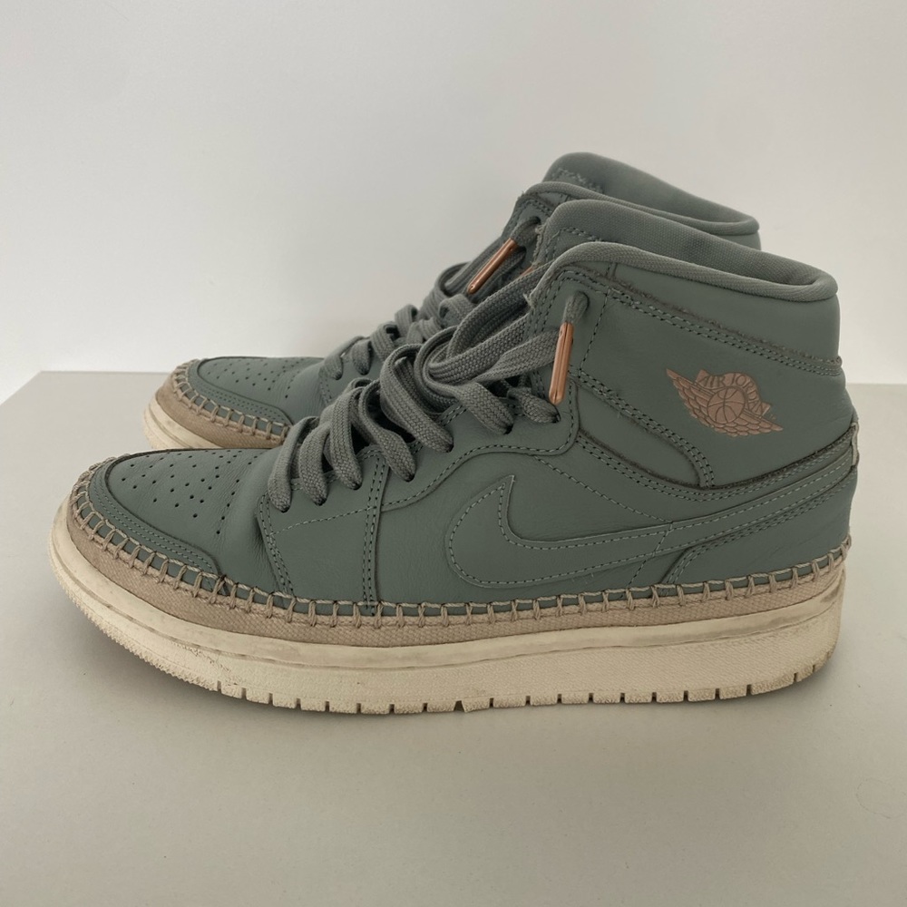 Women’s Air Jordan 1 Retro High Premium ‘Mica Green’